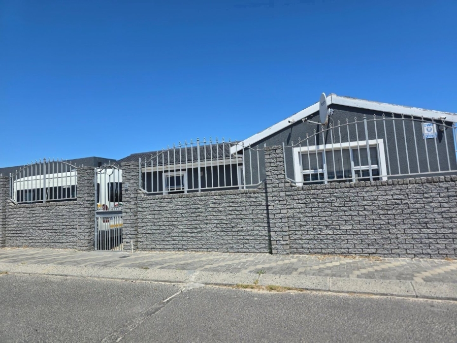 3 Bedroom Property for Sale in Colorado Park Western Cape